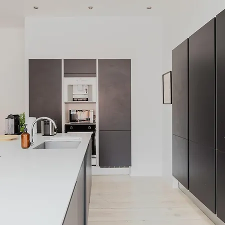 Amalienborg Retreat Stylish 2br Apartment *