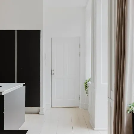 Amalienborg Retreat Stylish 2br